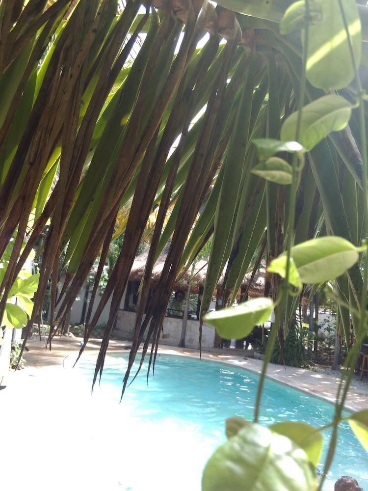 Green Tulum Cabanas & Gardens Exterior photo